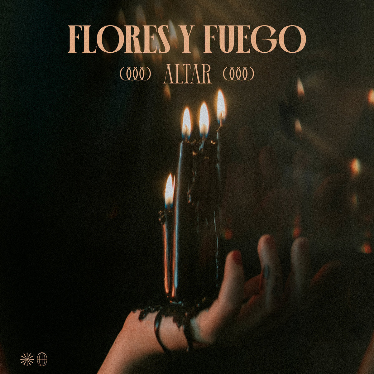 Flores y Fuego - Altar